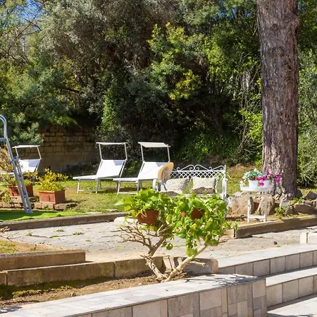 Estate4home - Louise Villa