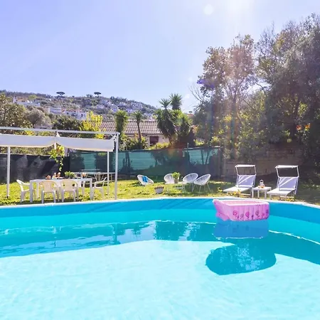 Estate4home - Louise Villa