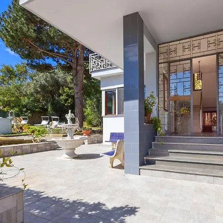 Villa Estate4home - Louise Sorrent