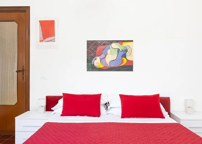 Estate4home - Louise Villa Sorrent