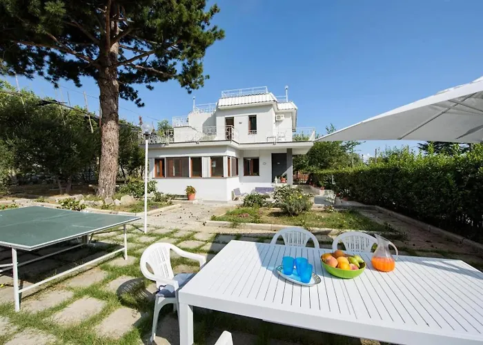 Estate4home - Louise