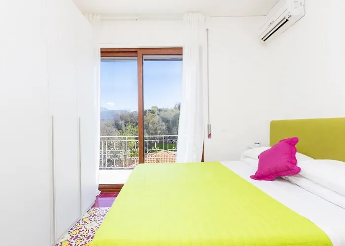 Estate4home - Louise