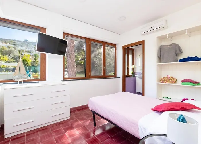 Estate4home - Louise 别墅 *