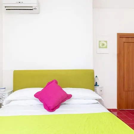 Estate4home - Louise Villa *