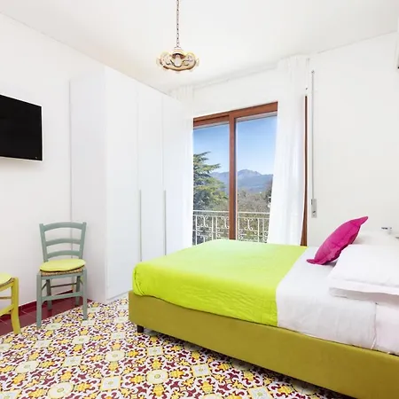 Estate4home - Louise *