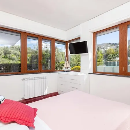 Estate4home - Louise Villa Sorrente