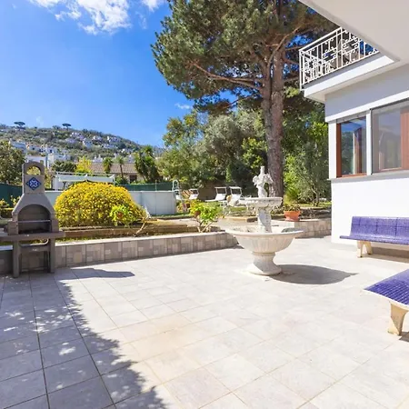 Estate4home - Louise *