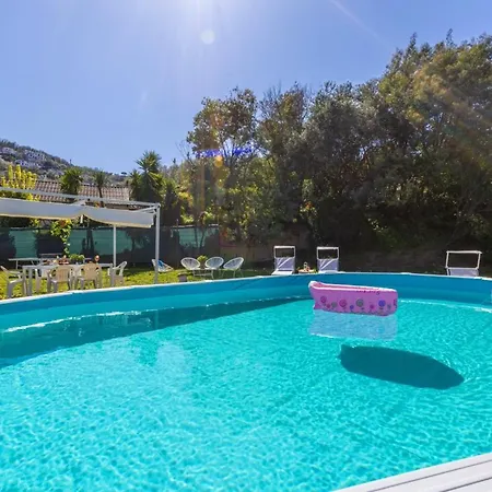 Estate4home - Louise