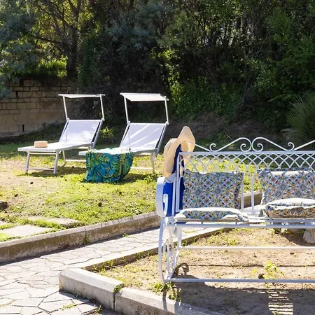 Villa Estate4home - Louise Sorrente