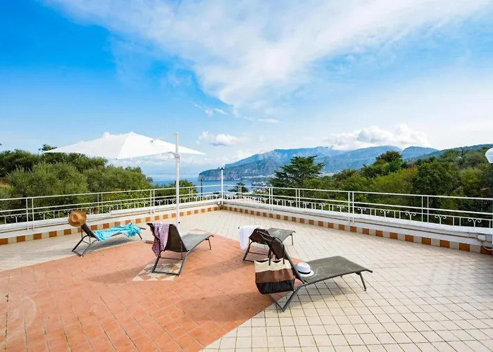 Estate4home - Louise Villa