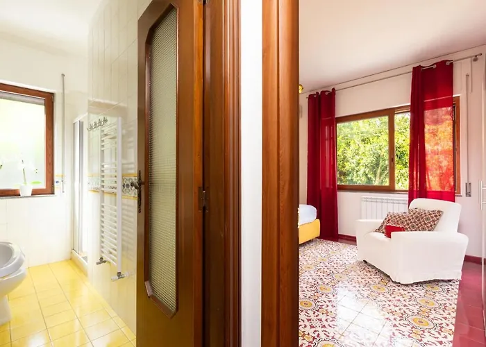 Estate4home - Louise Villa Sorrente