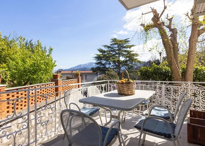 Estate4home - Louise